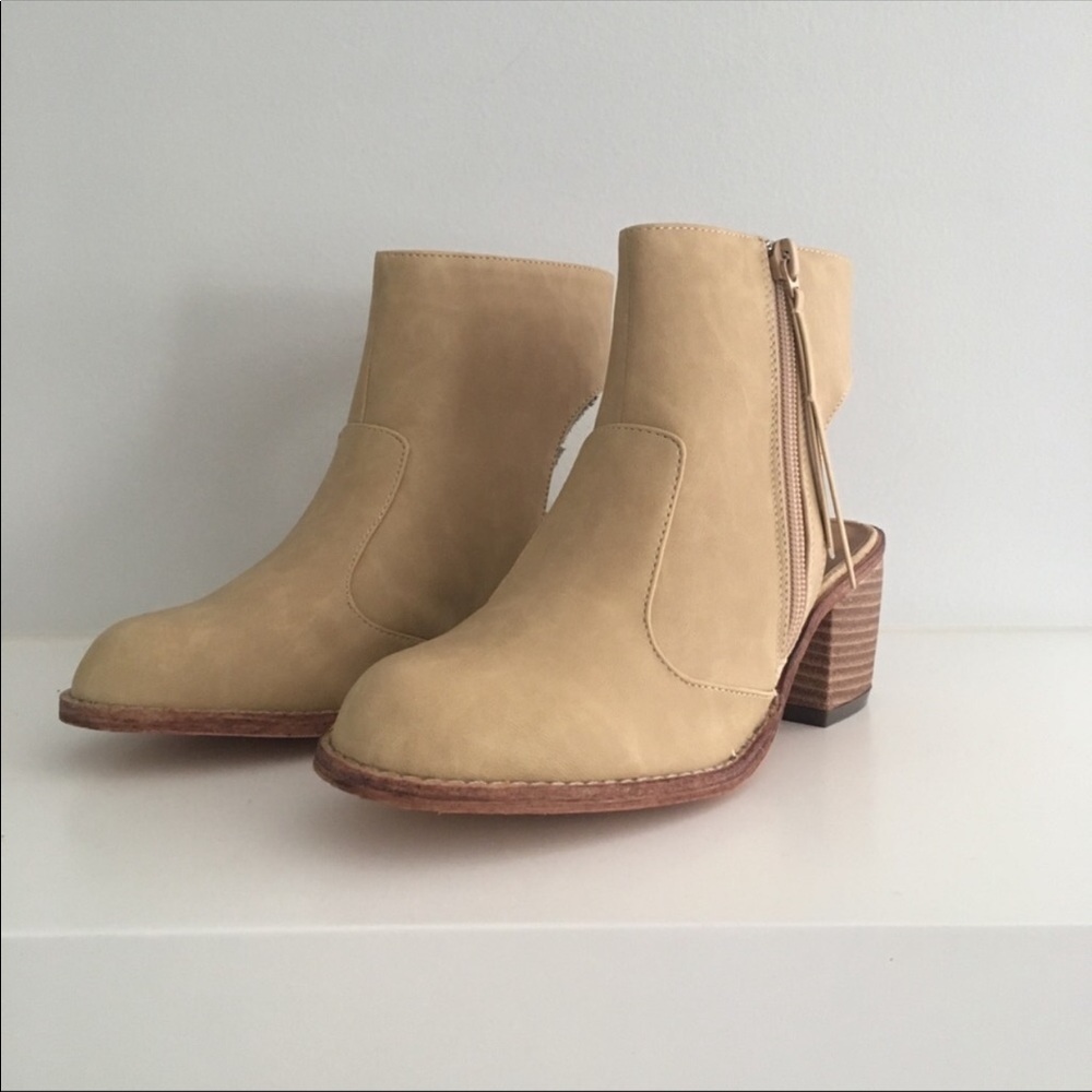 Open Back Tassel Heeled Boho Bootie Boot - Picture 2 of 5